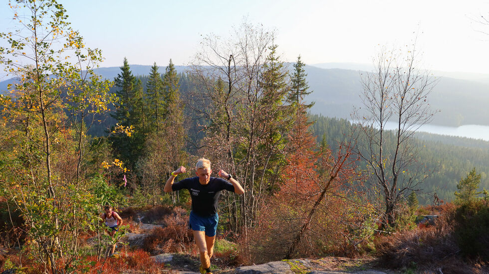 Even Brøndbo Dahl på vei mot ny seier i Motbakkecupen i Maridalsalpene  Foto: Stian Schløsser Møller