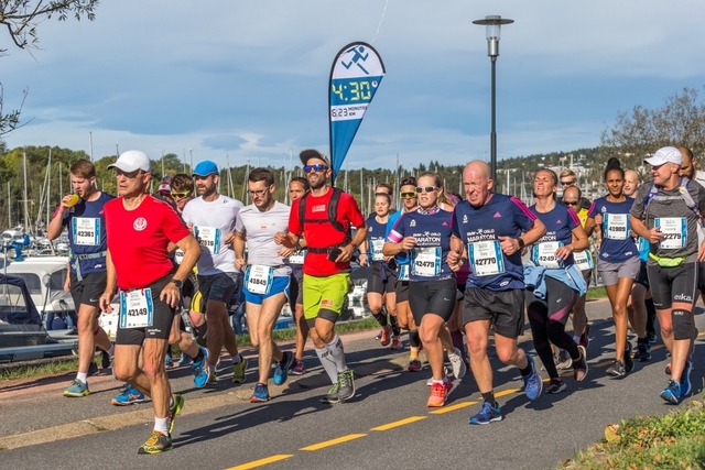 4.30-pulje i Oslo Maraton. (Foto: Ole Arne Schlytter)