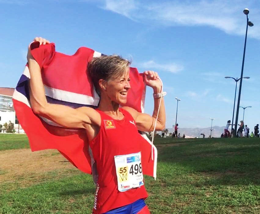 Nina Wavik Ytterstad sørga for norsk gull på halvmaraton i veteran-VM. (Foto: Mariann Wavik Auvi)