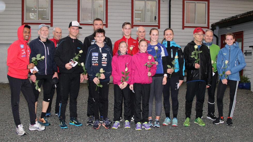Roser til samtlige som løp på tid under finalen i Holavatnet rundt