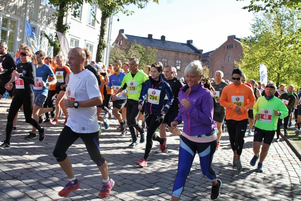 IMG_2623_Løperne_Strømmer_på (1024x683)