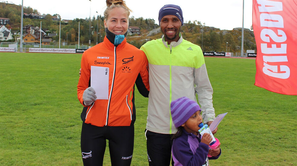 Sara Aarseth Jünger og Frew Zenebe Brkineh kunne begge glede seg over både seier og løyperekord. (Foto: Inge Akerjordet) 