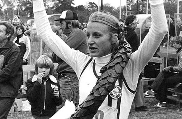 Grete Waitz vant Lidingøloppet hele 12 ganger. Mandag 19. april er det 10 år siden hun tapte kampen mot kreft. Grete Waitz vant Lidingøloppet hele 12 ganger. Mandag 19. april er det 10 år siden hun tapte kampen mot kreft.