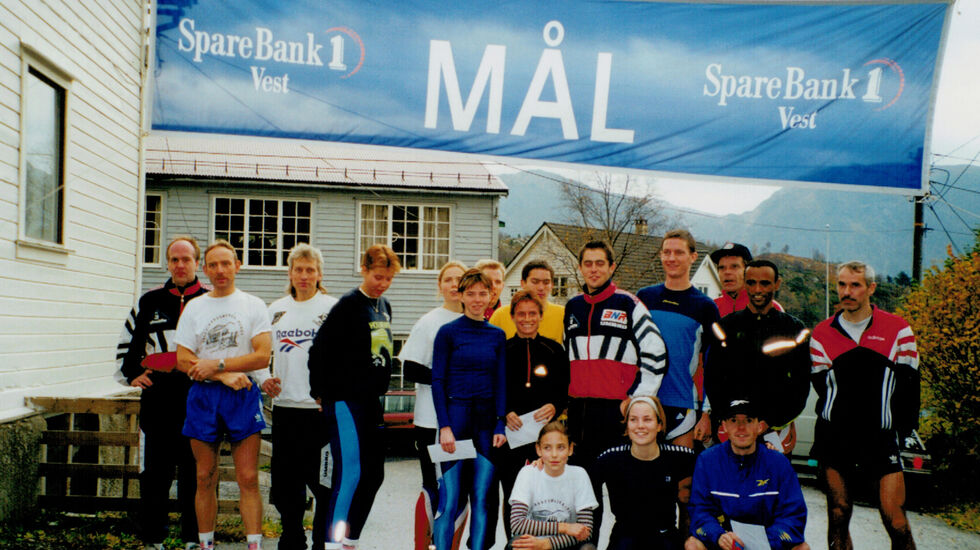 Startfeltet for det 1. løpet tilbake i 1999. Foto :  Vidar Simmenes