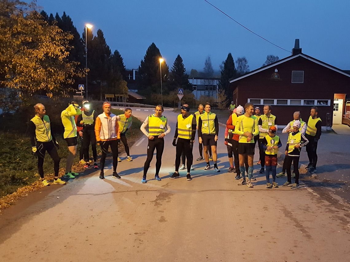 21 løpere stilte til start i konkurranseklasser i det første løpet i Snøkutens 40-årsutgave i fjor. (Foto: Stein Arne Negård)