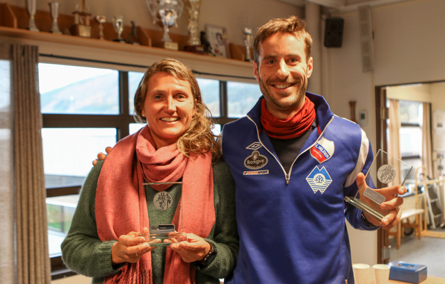 Marcus Megrund og Beate Helseth raskest rundt Snipsøyrvatnet. Foto: Martin Hauge-Nilsen