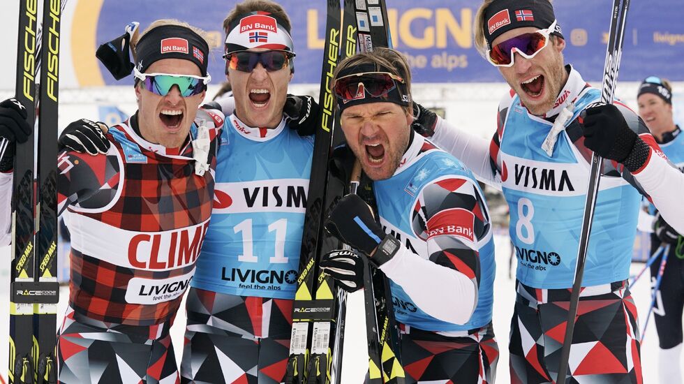 Team BN Banks kvartett som tok firedobbelt i Livigno: Morten Eide Pedersen, Petter Eliassen, Øystein Pettersen og Simen Østensen. (Foto: Magnus Östh / Ski Classics)