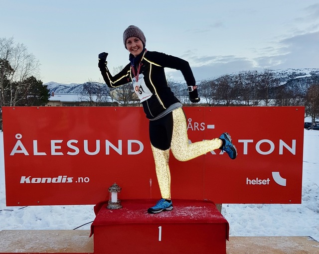 I fjor var det klarvær og snødekke under Ålesund Nyttårsmaraton. Sjansen på at det blir snø i år er ca 10 prosent, basert på 18 års erfaring