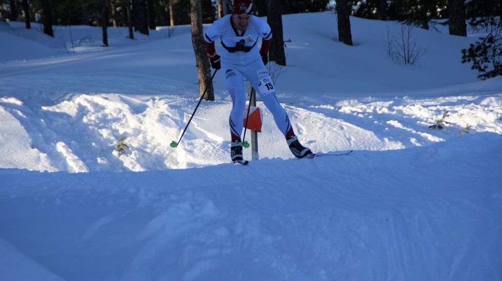 Lars Hol Moholdt på siste post under søndagens Norgescup. (Foto: Stein Arne Negård)