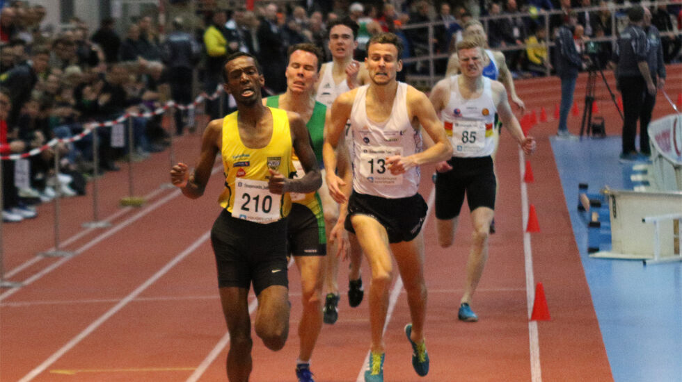Abduljaleel Mohamoud Ismail Hir inn til seier på 1500 meter