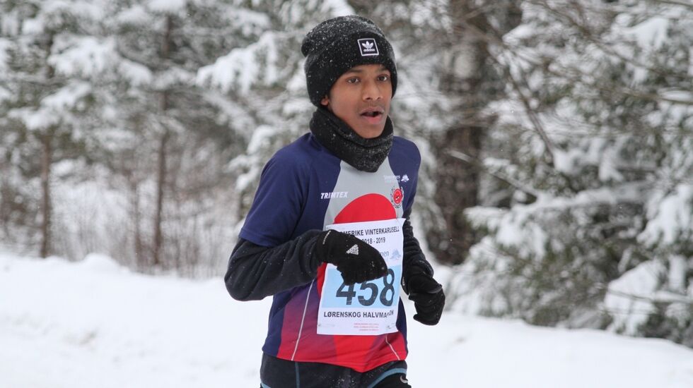 Sarvin Sivaperuman fra Lørenskog FIL var yngste deltager på Haga. Han vant M14-15 og var 12. mann totalt. (Foto: Olav Engen)