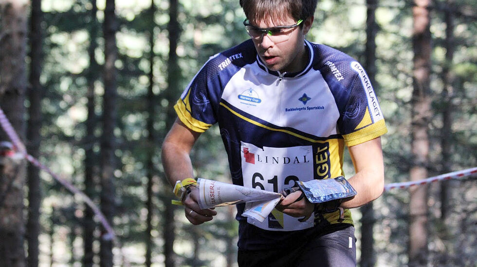 Vegard Ølstad Dalberg i aksjon under NM orientering på Vegårdshei i fjor. (Foto: Ole Ingvald Smeland)