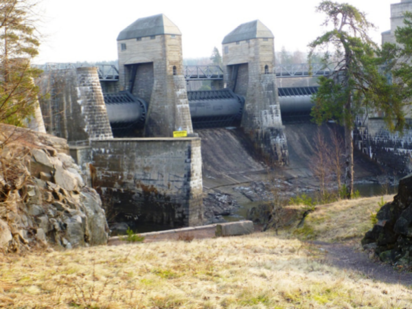 Bilde av deminingen på Solbergfoss Trond Sverre Johansen
