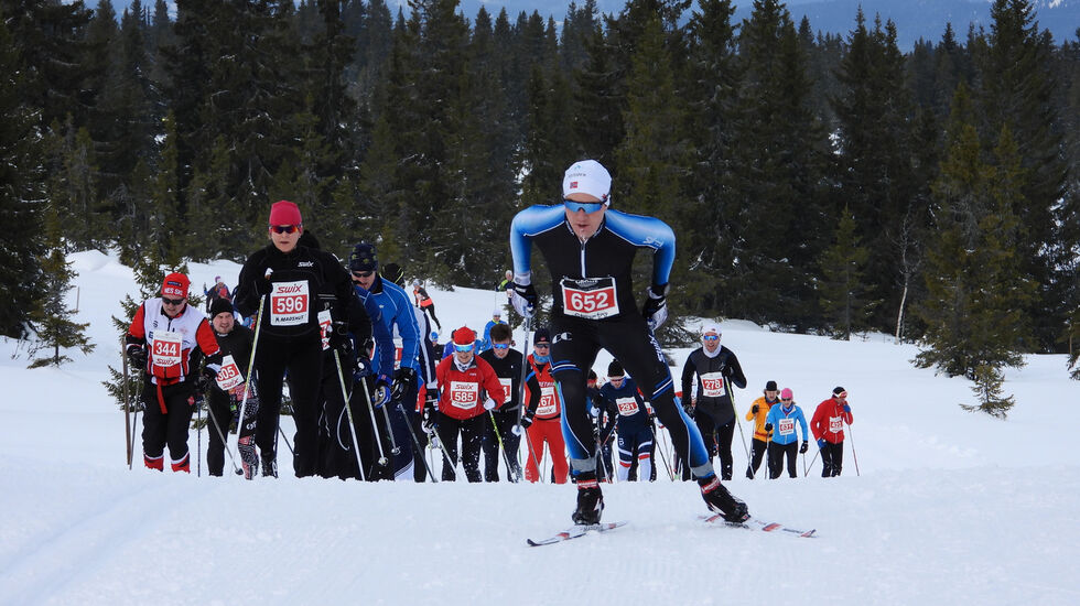 Simen Andreas Sveen, Ring IL og Team Sjujsøen var utilnærmelig på fristil i Hafjell Ski Marathon. (Foto: Stein Arne Negård)