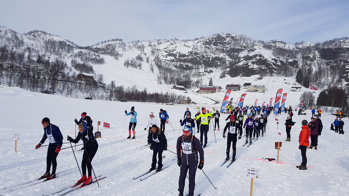 Starten har gått på årets Sirdal Skimaraton