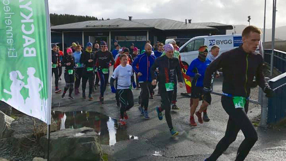 Fra starten på 2. runde ved Bjarghuset. Foto: Arrangøren