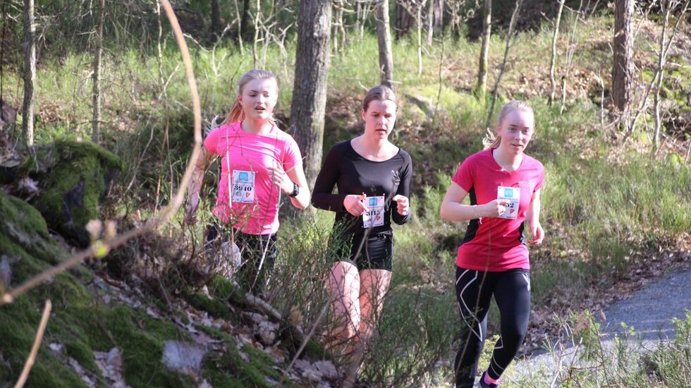 Det andre løpet i Terrengkarusellen i Kristiansand ble arrangert i Baneheia. Bildet er fra samme løp i 2019. (Foto: Guri Sæterlid)