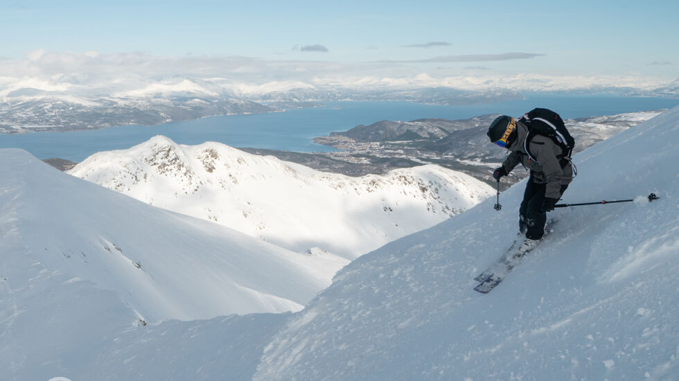 Ned fra toppen. (Foto: Hvitblikk Ædventure - Photographi)