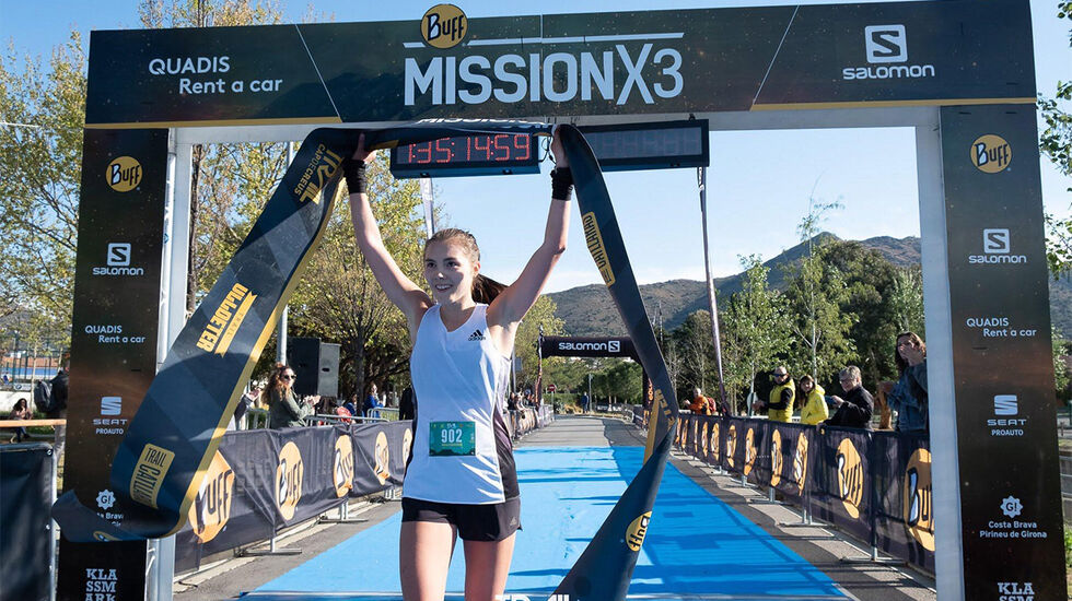 Yngvild Kaspersen kunne løpe over mål som klar vinner av Trail Cap de Creus. (Foto: arrangøren) 