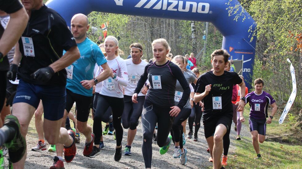 Fra en av startpuljene i normalløype på 3,65 km. (Foto: Guri Sæterlid)