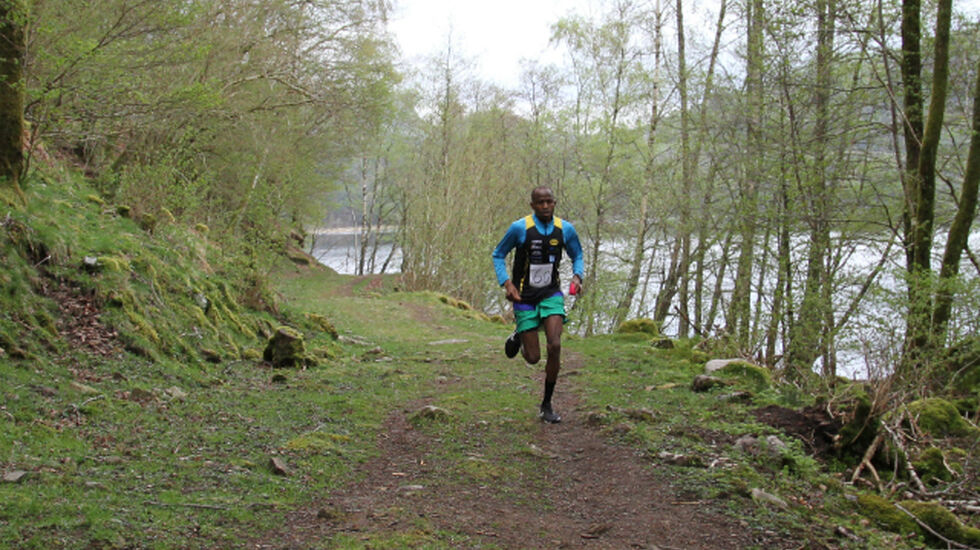 Salim Haroun fra Egersund IK friidrett var suveren i det 5,3 km lange løpet rundt Bersevatnet. Foto: Lise B Hetland.