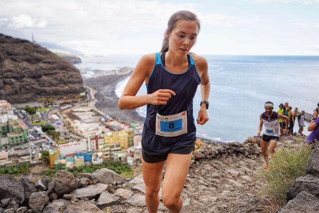Yngvild Kaspersen kom på 3. plass i Transvulcania Vertikal KM. (Foto:©MRSWS )