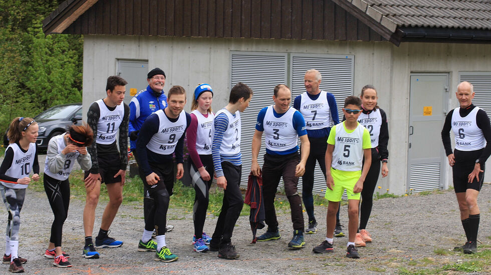 12 i konkurranseklassa på startstreken. Med turgåarar var det 57 deltakarar.