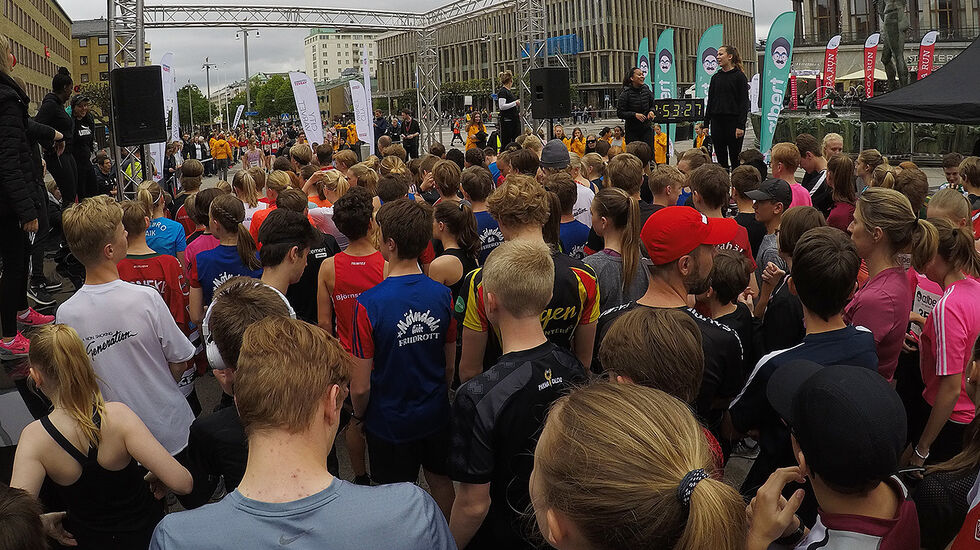 Start for CityVarvet og YogaRun. (Foto: Bjørn Johannessen)