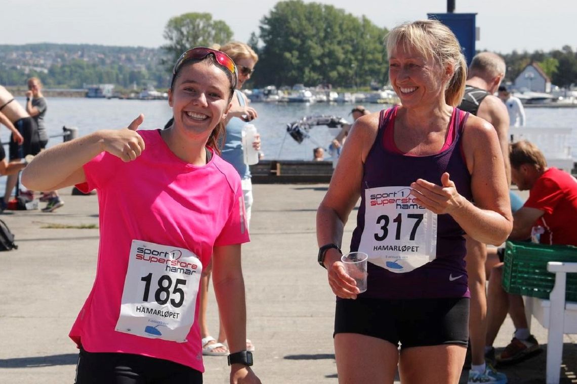 Det er ingen tvil om hva Heidi Syversen (til venstre) og Ingrid Robøle mente om Hamarløpet anno 2018 - og begge stiller selvsagt opp igjen i år!