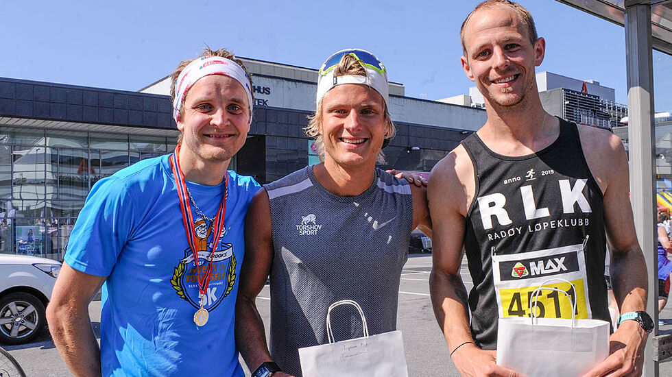 Premiepallen halvmaraton menn: Anders Kjærevik, Sondre Øvre-Helland, Kasper Brandt Slettebakken