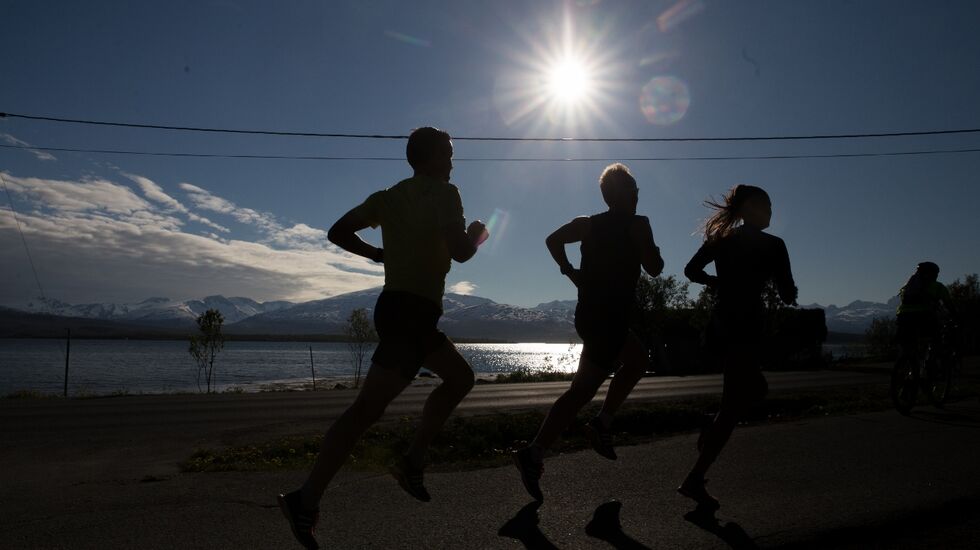 Det blir ikke noe løp i midnattsol i Tromsø i år. Bildet er fra 2017. (Foto: MSM / Truls Tiller)