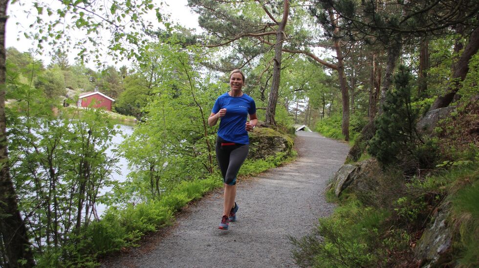 Det var gråvær, men likevel idyllisk mange steder langs Walters løype. (Goto: Guri Sæterlid)