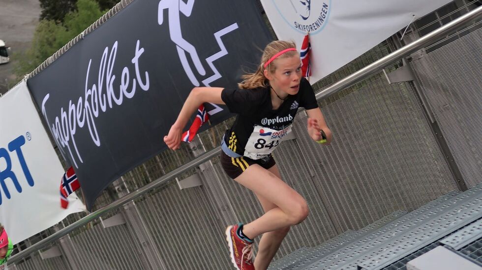 Malin Hoelsveen imponerte stort i Kollentrappa der hun vant jente/kvinneklassen overlegent, kun tre herreløpere hadde bedre tid. (Foto: Marie Reierth)