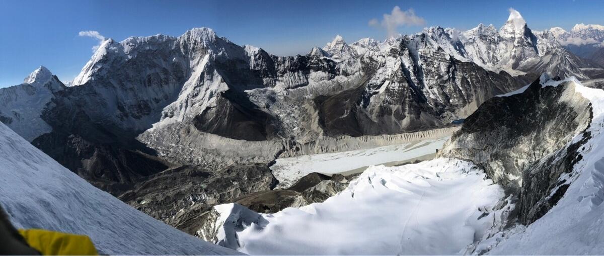 Island_Peak_4 (1280x543)