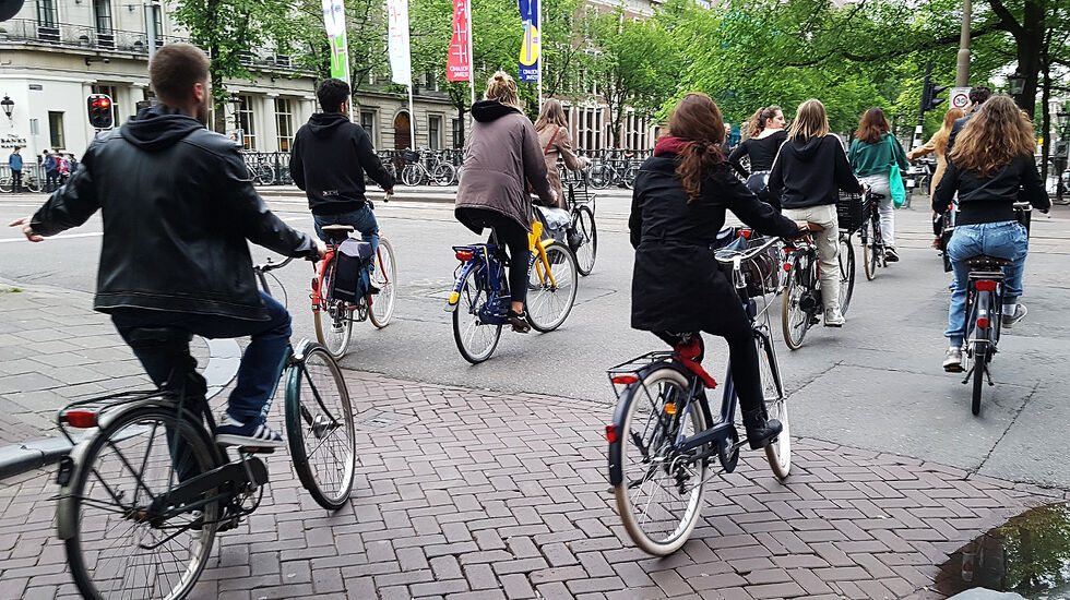 58 prosent av befolkningen i Amsterdam sykler daglig. Her fra morgenrushet. (Alle foto: Bjørn Johannessen) 