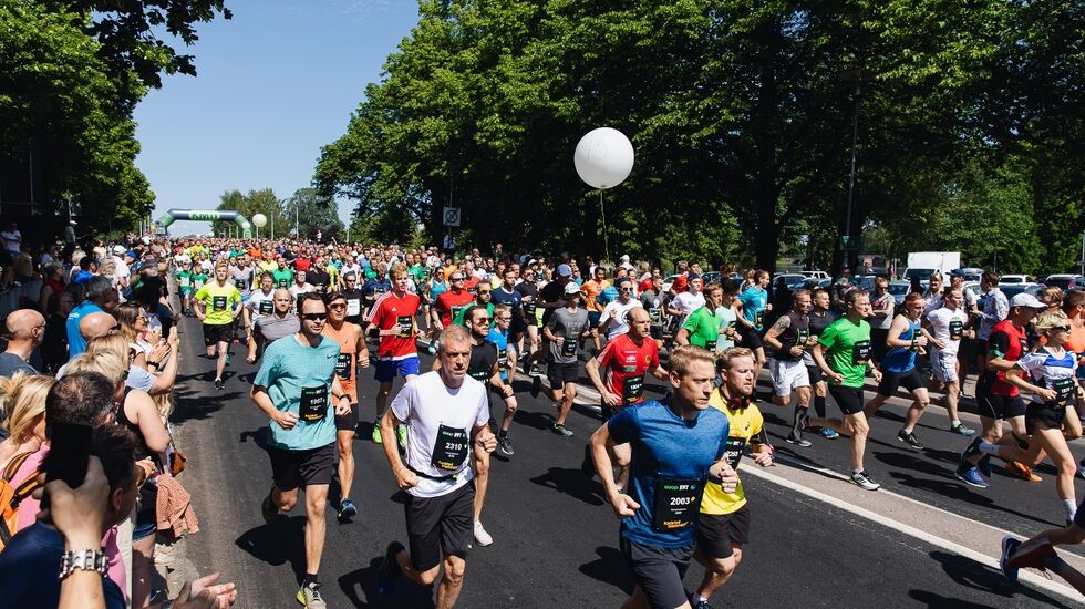 Starten på 10 km. (Arrangørfoto)