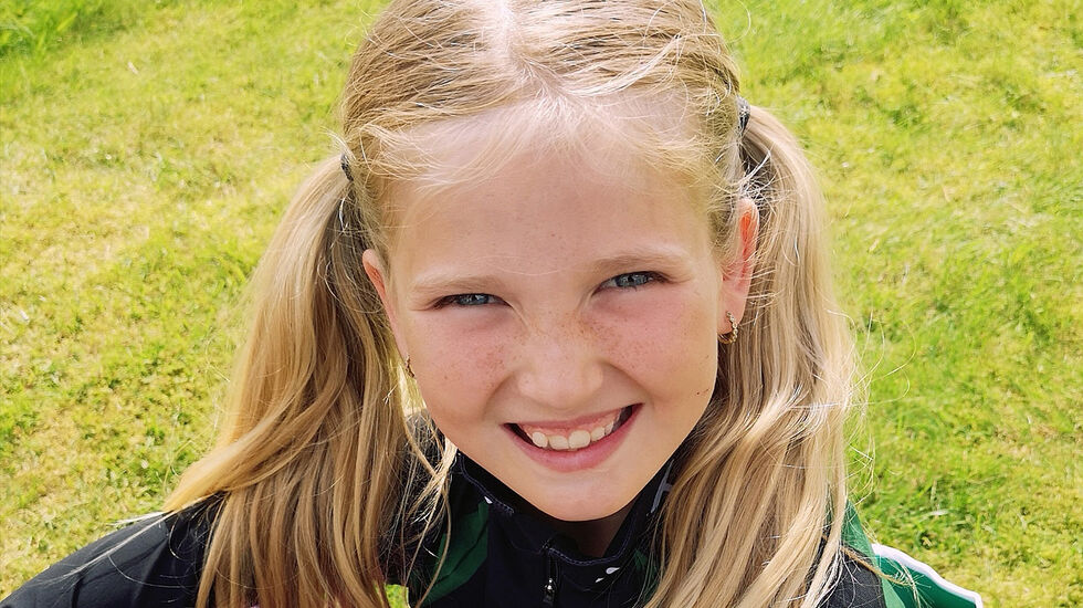Lille Lilly Øren, 10 år, var bare fire sekunder unna å vinne dameklassen. (Foto: privat)