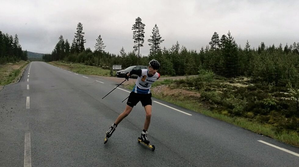 Stian Fedreheim over mål i Julusdalen. (Foto: Trond Ole Myrvold)
