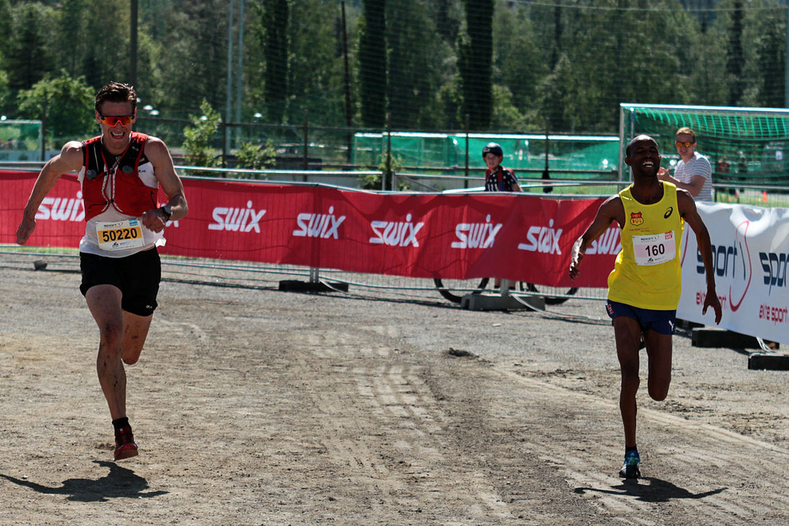 Spurtoppgjør: Vinneren av Birkebeinerløpet, Weldu Negash Gebretsadik, løp mot må samtidig med vinneren av Ultrabirken. 