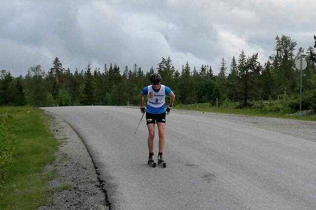 Martin Stensrud mot mål Budor på torsdag kveld. (Foto: Trond Ole Myrvold)