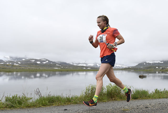 Therese Falk tok sin andre sammenlagtseier i Rallarvegsløpet. (Foto: Bjørn Johannessen)