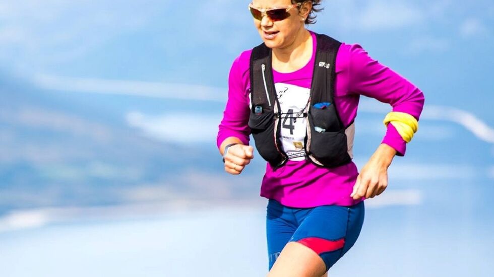 Berit Nordstad stod for dagens sterkeste prestasjon i varmen på Tolga. Bildet er tatt da hun vant Trollheimen Fjellmaraton på Oppdal i fjor.  (Foto: Privat)