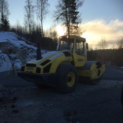Bomag 213 D-4