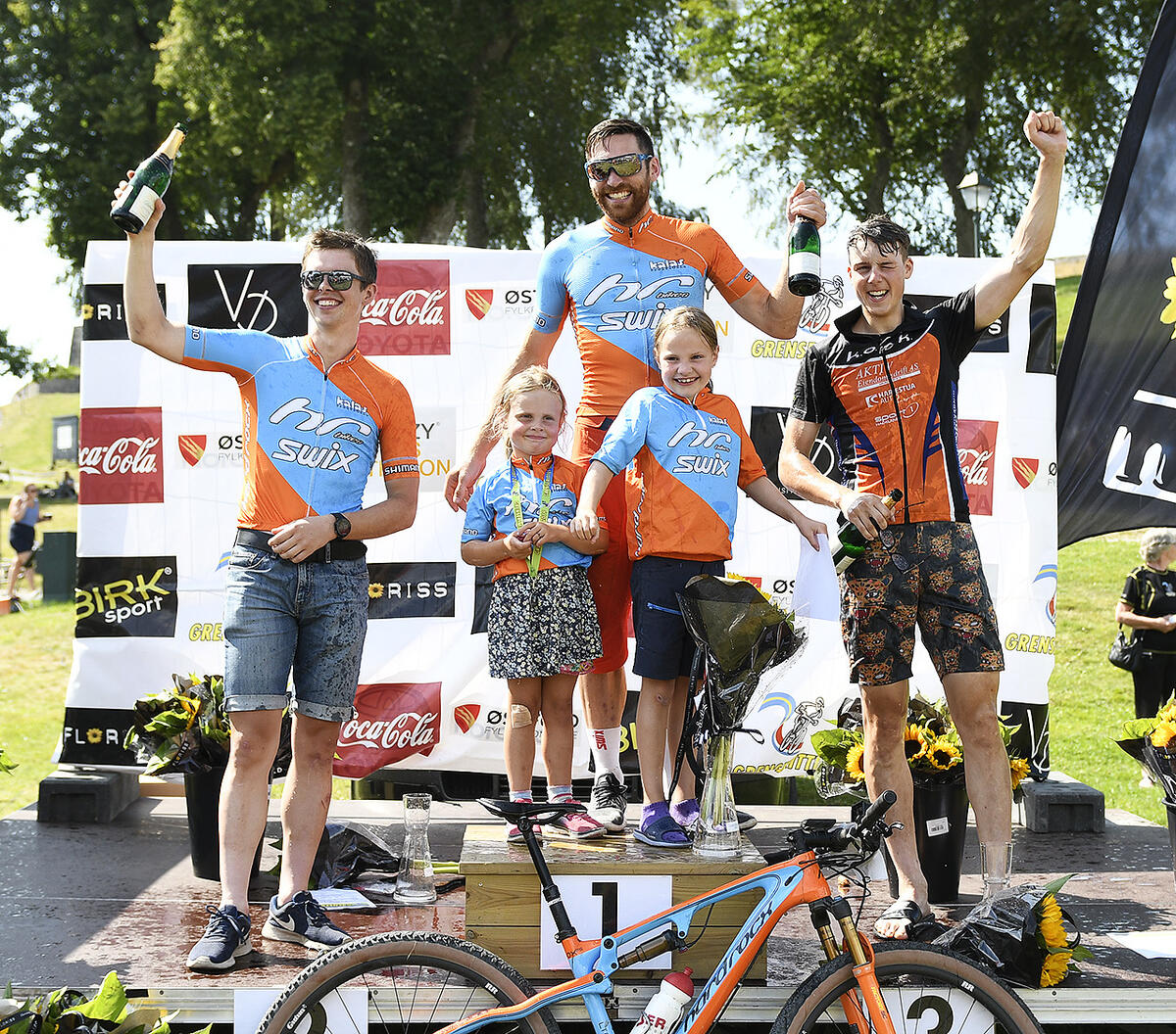 Premiepall menn elite. (Foto: Bjørn Johannessen)