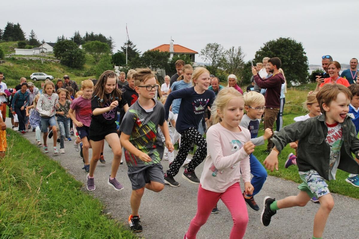 IMG_2208__Start_barneløp (1280x853)