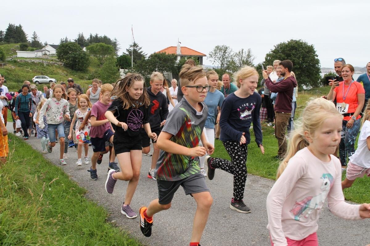 IMG_2209__Start_barneløp (1280x853)