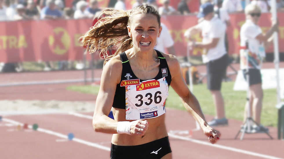 Hedda Hynne stormer inn til NM-tittel på 800 meter.