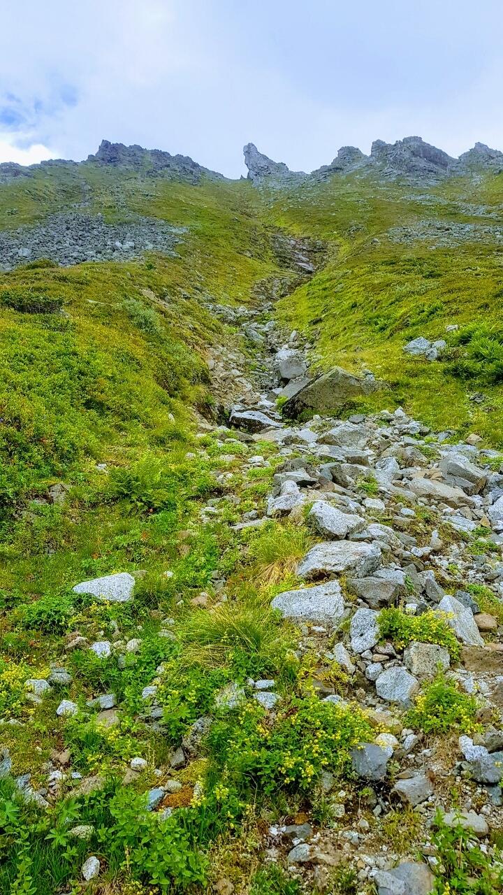 Mot_Trolltind_Torgeir_Kruke-foto (720x1280)