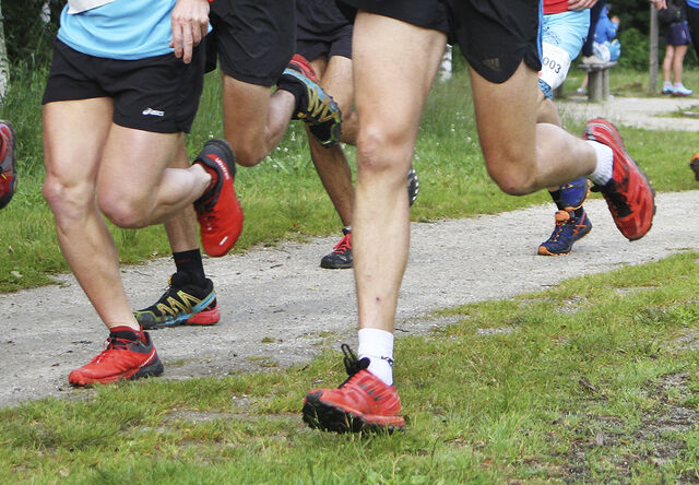 Hva kan det skyldes når beina blir tunge og vonde uten at det finnes noen åpenbar grunn til at de er blitt det? (Foto: Runar Gilberg)