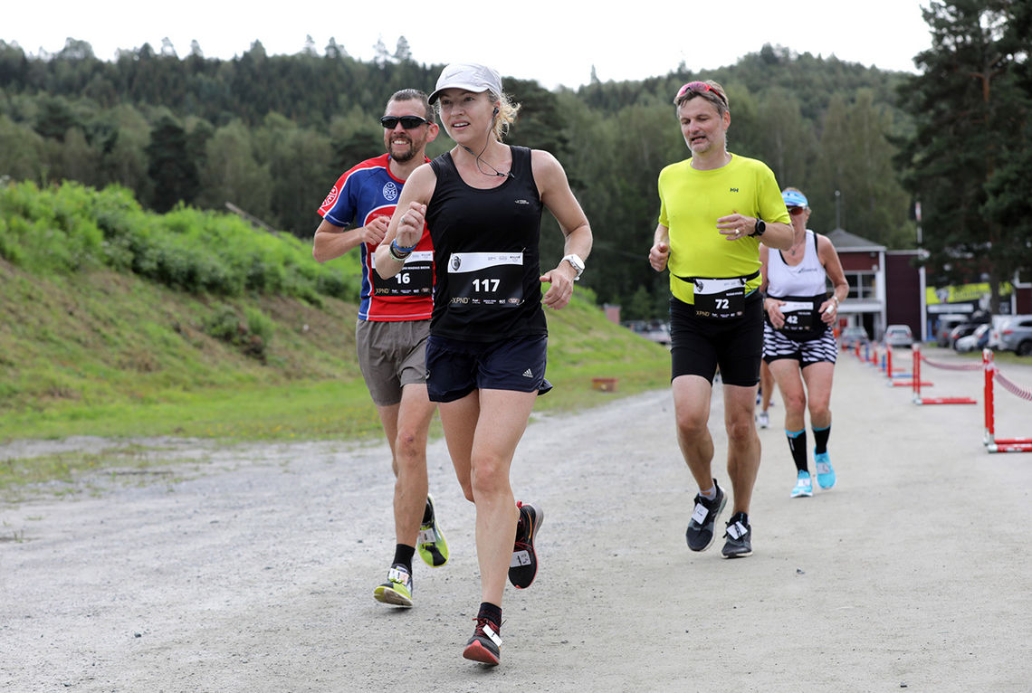 Therese Falk vant kvinneklassen i Ringerike 6-timers ved å løpe 71,411 km. (Foto: Bjørn Hytjanstorp)